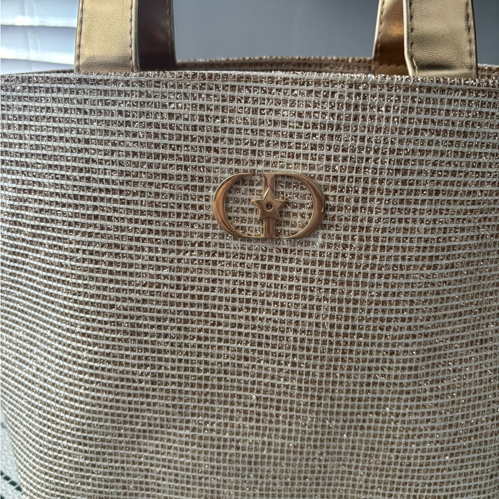 Dior Beige Straw Tote with Gold Handles - Picture 2 of 6